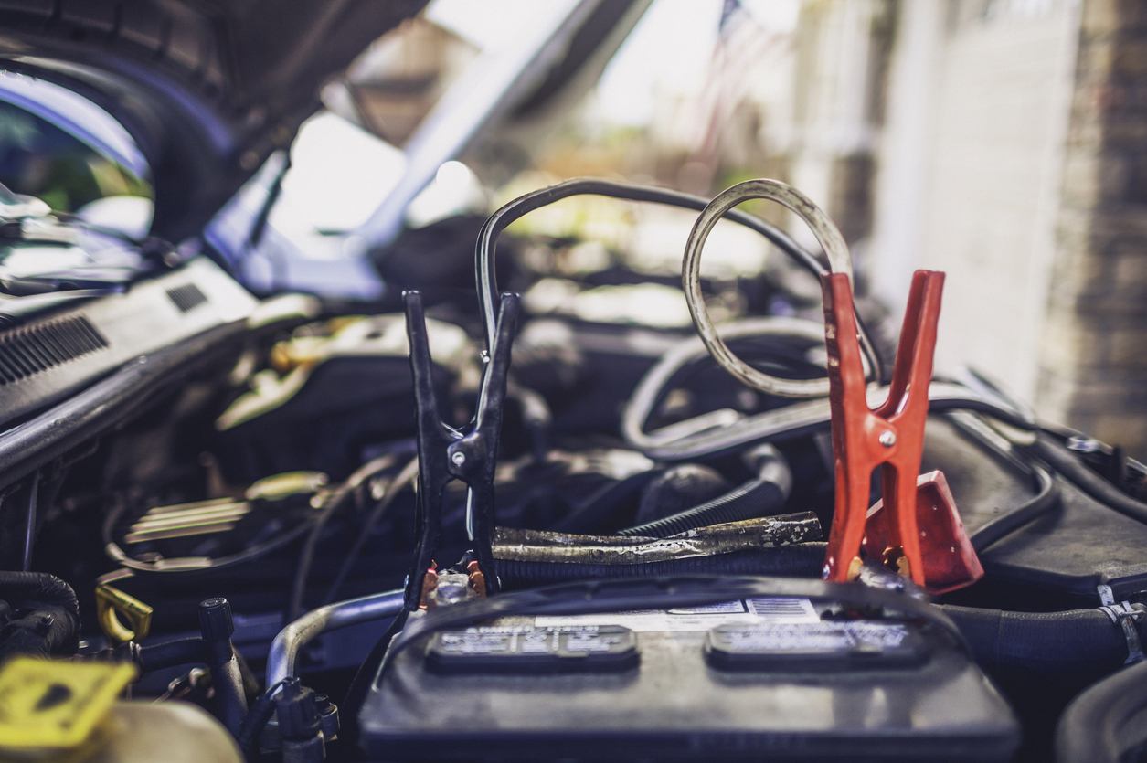 Jump Starting a Car Battery