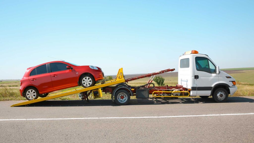 Top 8 Reasons to Hire a Tow Truck Company